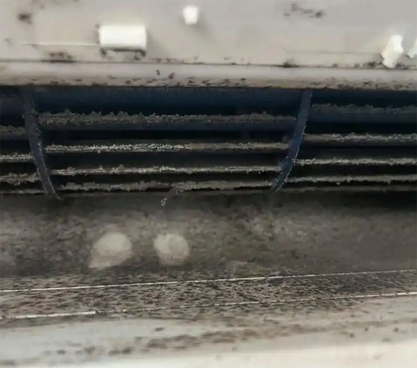 望奎空调吹的风有股烧焦味是怎么回事